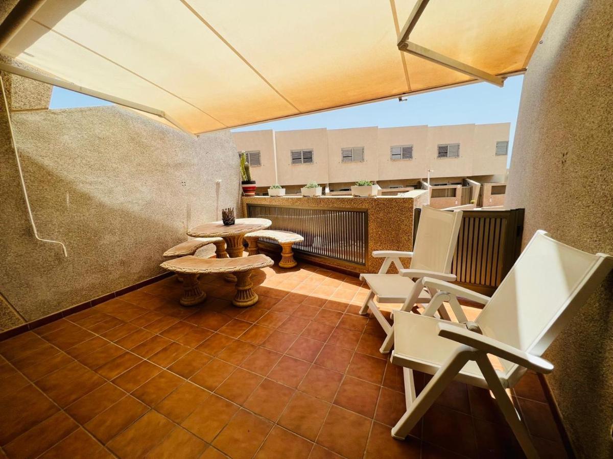 Apartamentos Vista Marina - El Medano المظهر الخارجي الصورة