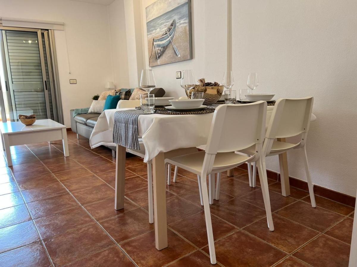 Apartamentos Vista Marina - El Medano المظهر الخارجي الصورة
