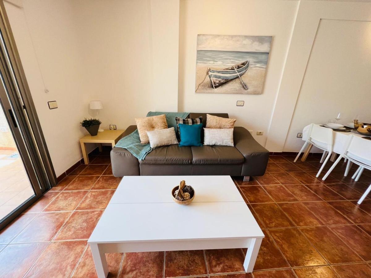 Apartamentos Vista Marina - El Medano المظهر الخارجي الصورة