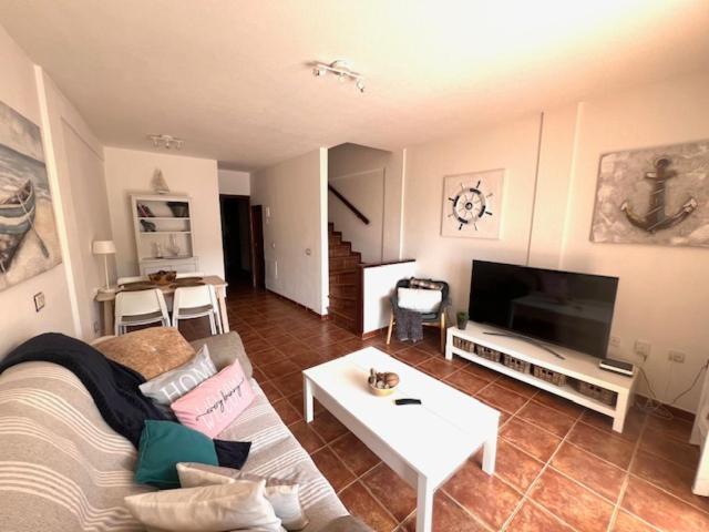Apartamentos Vista Marina - El Medano المظهر الخارجي الصورة
